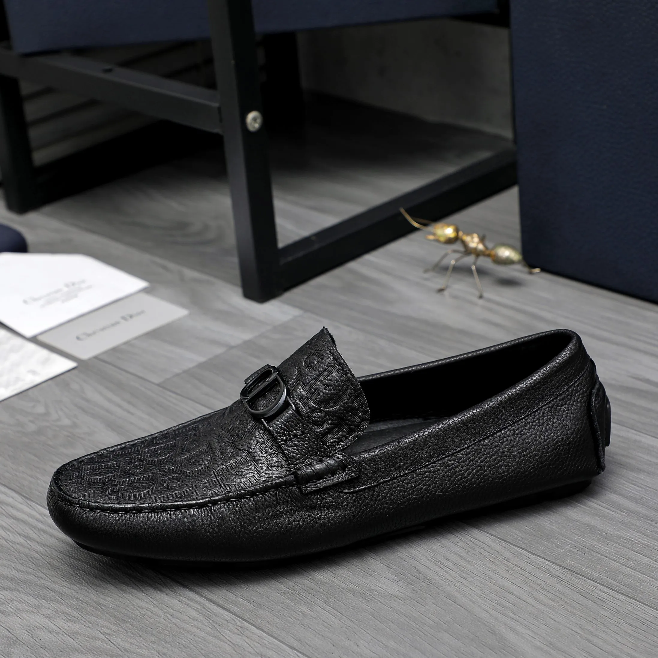 Men's shoes 💰400 Product trademark: Dior "Dior" casual slip-on shoes Regular size: 38-45 (45 is custom-made and non-returnable) Product materials: Selected pebbled cowhide embossed upper, pigskin lining, rubber outsole